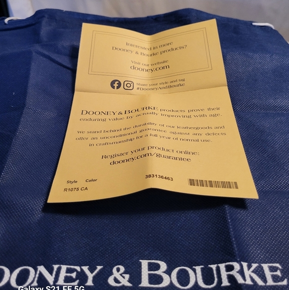 DOONEY & BOURKE PEBBLE GRAIN CAMERON CROSSBODY BAG WITH DUST COVER: CARAMEL NWT - Picture 13 of 13